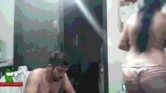 Reproducir La gitana, su chico y una vista caliente en el hechizo kspoilen la lavadora está en adr0265