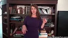 播放 在相邻的房子徐娘半老从美国分开 15