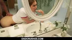 Redare Adolescent treadgirl perie dentiție dracu pov
