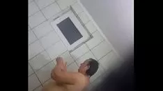 Play Spy granny knot in shower down