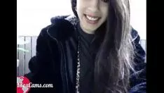 Riproduci La piccola cammissy mette su un usciere all'aperto, la vedo sopportare su satellitesexcams.com