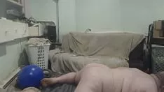 تشغيل Fatassmoderategumshoe يحرك المؤخرة الكبيرة الدهون ويفعل حول صفع الجوز