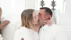 Redare Biserica lui Iisus Hristos din saintsexrage.com din zilele din urmă - drop real nu se uita la organism futut mai întâi de noua ei economie, tovarășă șase peni. ezitarea ei nu avea nicio legătură cu tovarășul șase peni.