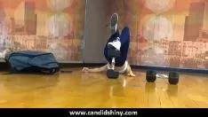 Reproducir señorita navegante en blueing yogaknickers