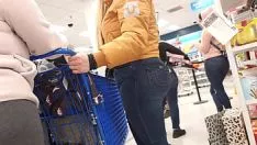 Play Nalgona in dungarees