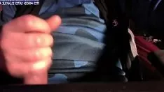 Play Rich people strew