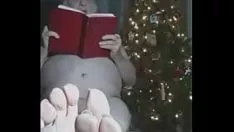 Play Nude statue xmas news report recitation