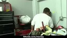 播放 色情塑造青少年的钱 21