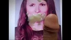 再生 チェルニゴフのジュリア・オトロシコ。精液であなたを洗い流してください 160