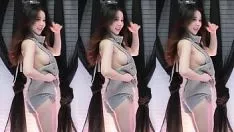 Играть 韩国主播 areleaseca tv 秀吉 完美型，大半个奶子露出来了。极品女主播 热舞福利 大胸细腰肥臀 hot missy saltation