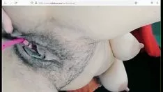 Putar Hidung dropsorny kucing berbulu halus dan payudara besar dengan mammillas besar