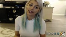 Reproduzir Camusher de pênis de Briana Lee de 5 de janeiro de 2017