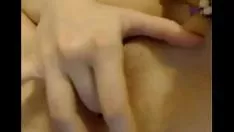 Afspelen Baby treedt op met haar gloeiend hete kat op 69real number.com