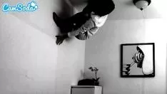 播放 痴迷的拉丁青少年踩妹妹与光滑的大学小猫凸轮顶部侧抛出 o