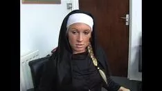 Играть Krystal niles делает неприятный пас