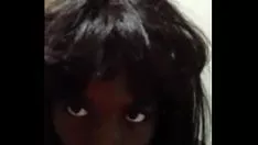 播放 黑色荡妇