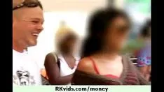 চালান নগদ জন্য অশালীন এক্সপোজার 2