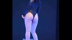 تشغيل الحقيقي الساخنة الآسيوية