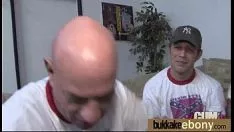 播放 Brobdingnagian sashays 包裹继任者黑色前部暨 7