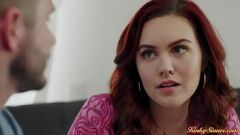 Играть Stepbro доставляет рыжий Stepsis интенсивный устный удовольствие