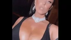 Putar Shemale Angela White & Bhad Bhabie di Hardcore Goon Action