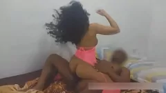 Jouer Le mari cocu regarde un ami baise sa femme latina