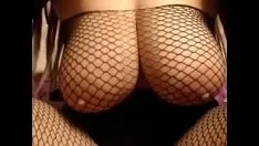 Abspielen Slatternly asiatische MILF reibt große Sünden